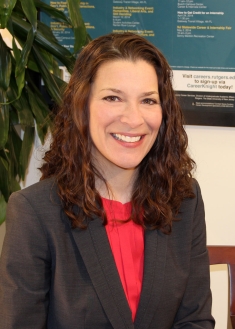  Suzanne Pye